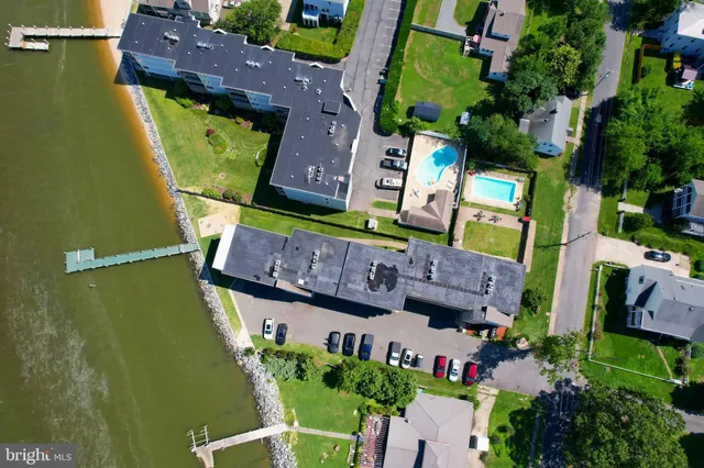 $2,300 | 715 Washington Colonial Beach, Unit 15, Colonial Beach, VA 22443