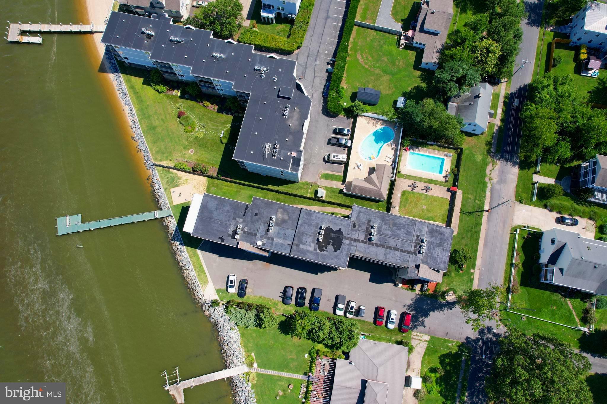 715 Washington Colonial Beach, Unit 15 Colonial Beach, VA 22443 - Photo 42 of 42 an aerial view of a house with a garden