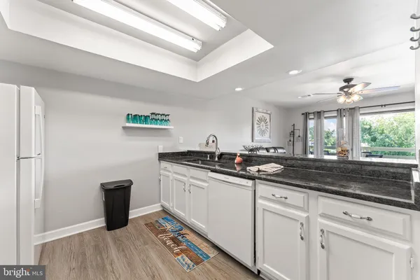 $2,300 | 715 Washington Colonial Beach, Unit 15, Colonial Beach, VA 22443