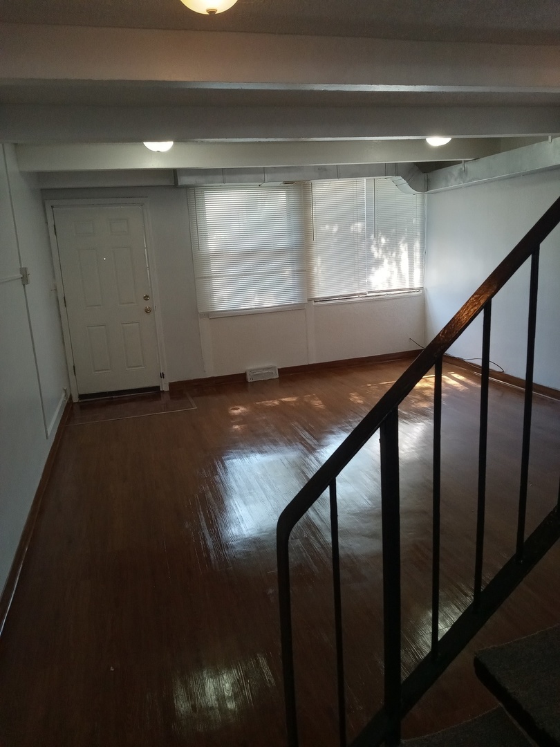 827 East 48th Street, Unit C Chicago, IL 60615 - Photo 2 of 10