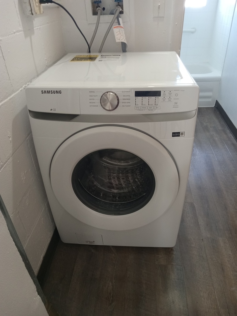 827 East 48th Street, Unit C Chicago, IL 60615 - Photo 7 of 10