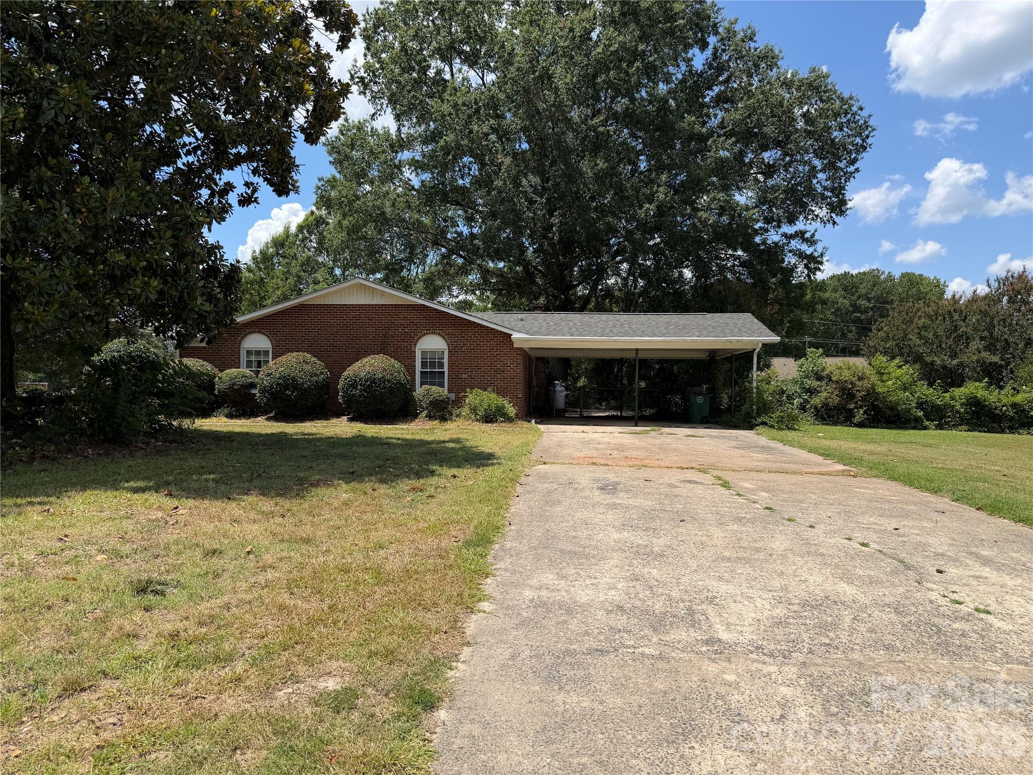3025 Smith Farm Road Matthews, NC 28104 - Photo 5 of 10