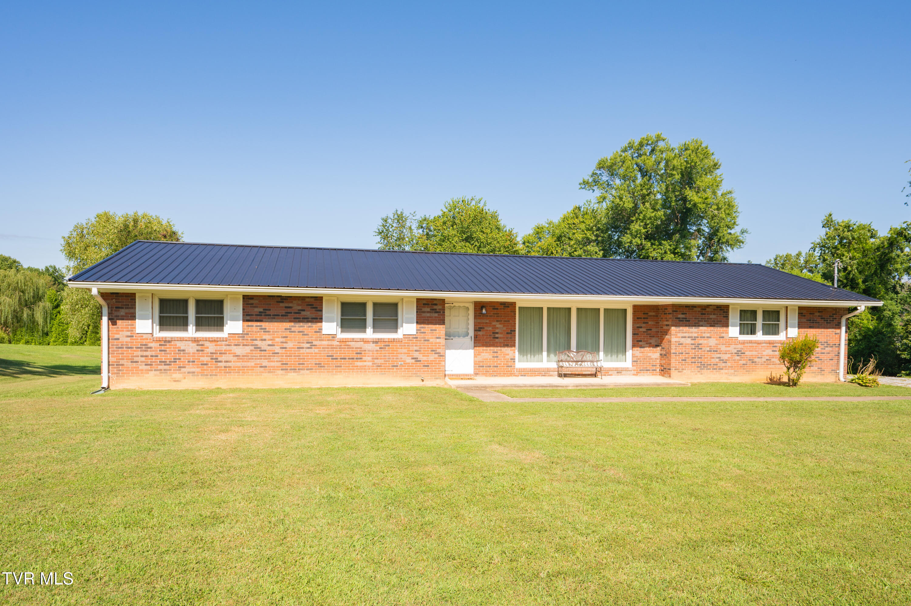 2120 Old Lewis Road Johnson City, TN 37601 - Photo 3 of 45 Old Lewis-3