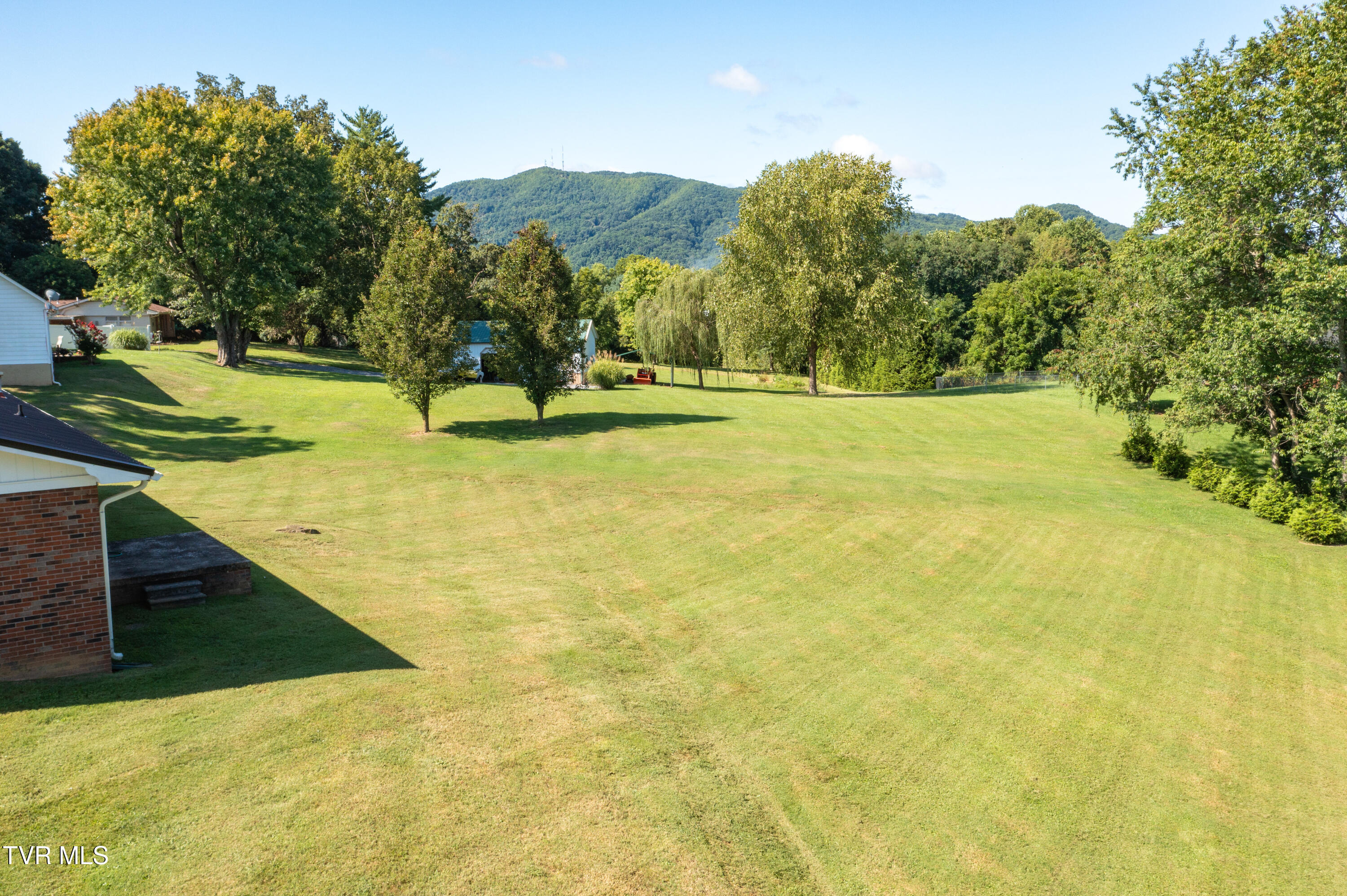 2120 Old Lewis Road Johnson City, TN 37601 - Photo 38 of 45 Old Lewis-7