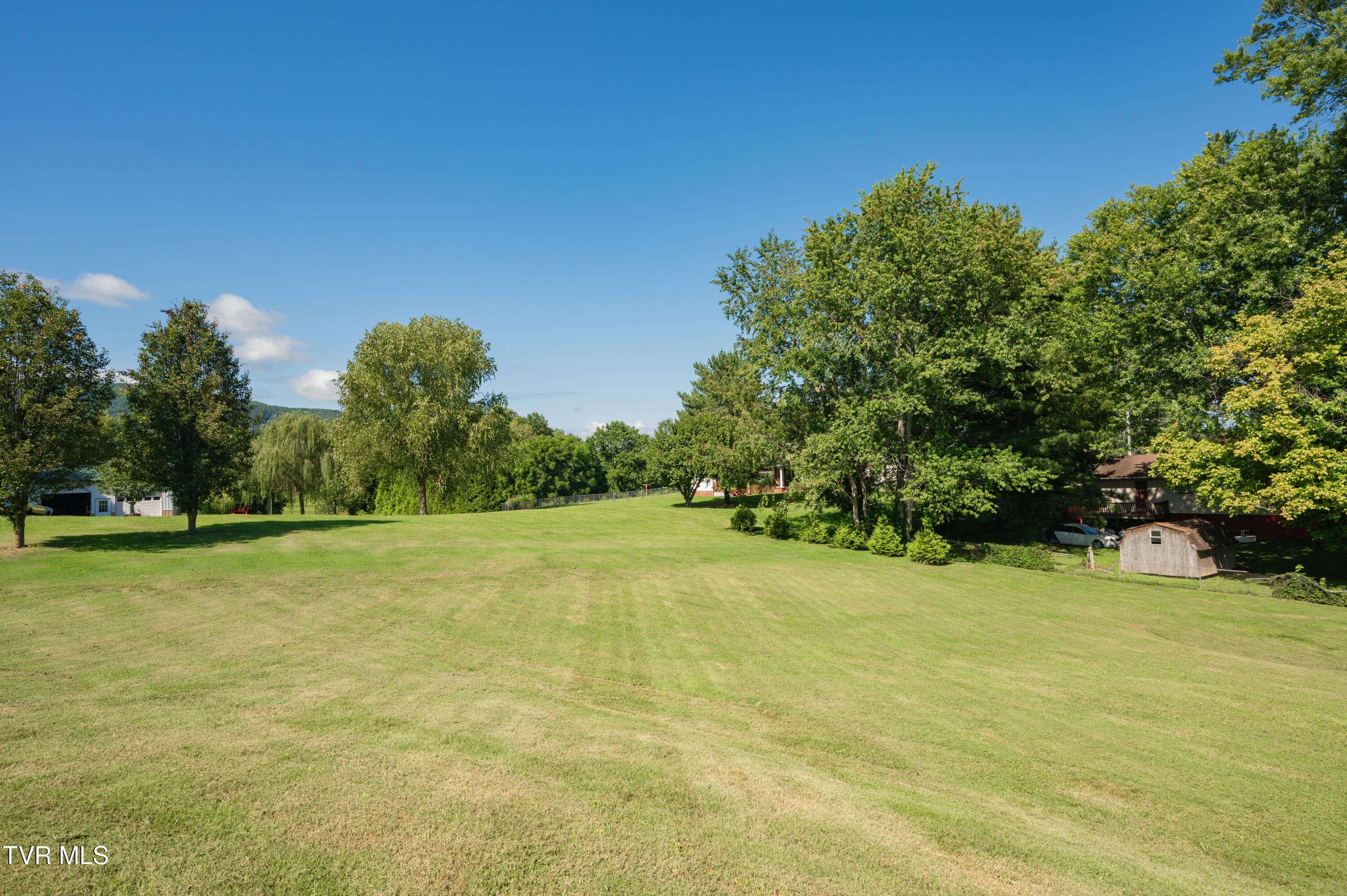 2120 Old Lewis Road Johnson City, TN 37601 - Photo 39 of 45 Old Lewis-16