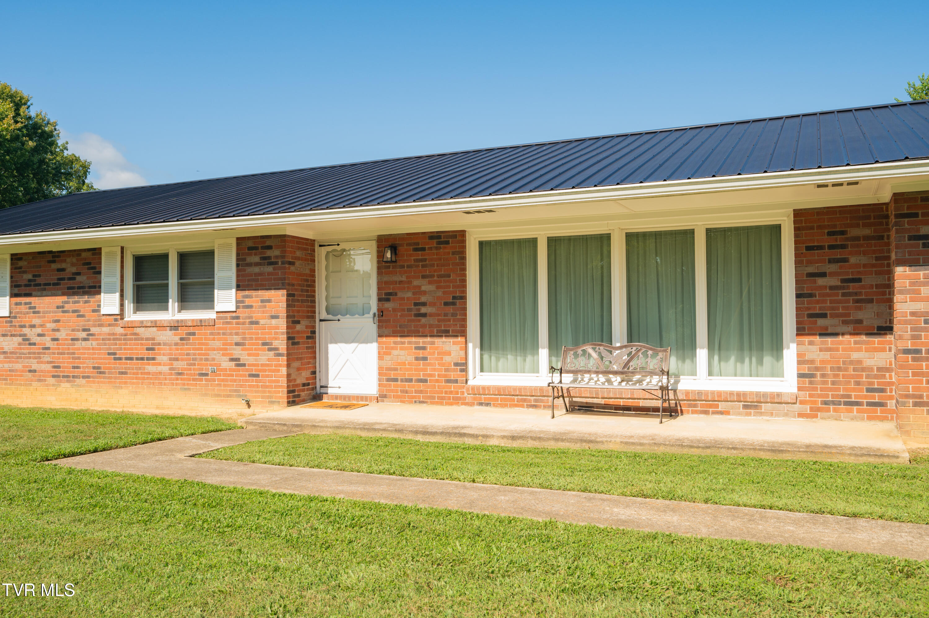 2120 Old Lewis Road Johnson City, TN 37601 - Photo 5 of 45 Old Lewis-5