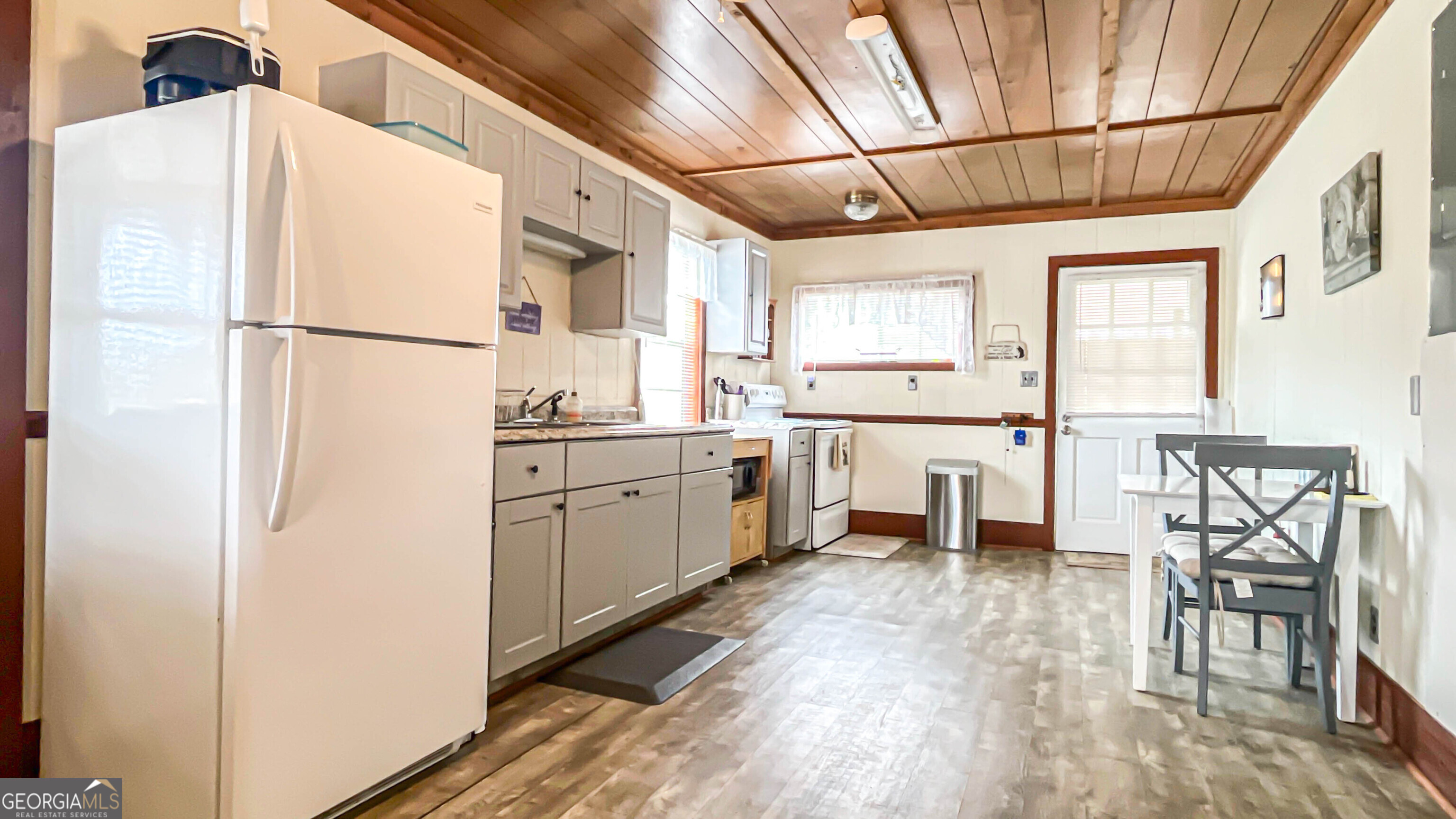 242 Katy Lake Road Jackson, GA 30233 - Photo 6 of 113