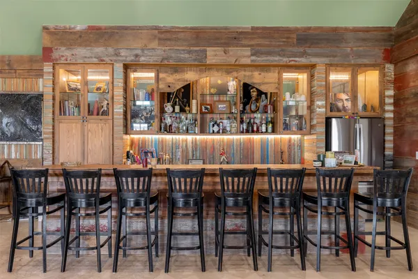 $3,875,000 | 4620 Treybig Loop, Fayetteville, TX 78940