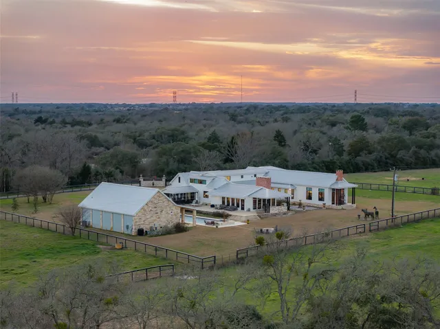 $3,875,000 | 4620 Treybig Loop, Fayetteville, TX 78940