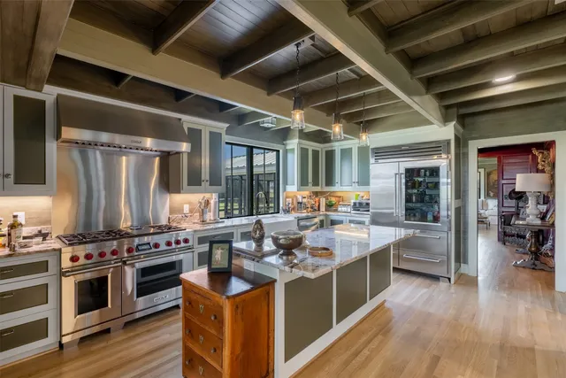 $3,875,000 | 4620 Treybig Loop, Fayetteville, TX 78940