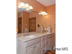 510 Walker Ridge Rochester, IL 62563 - Photo 13 of 15