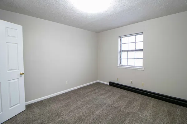 $775 | 404 Thompsonville Lane, Unit 17, Oak Grove, KY 42262