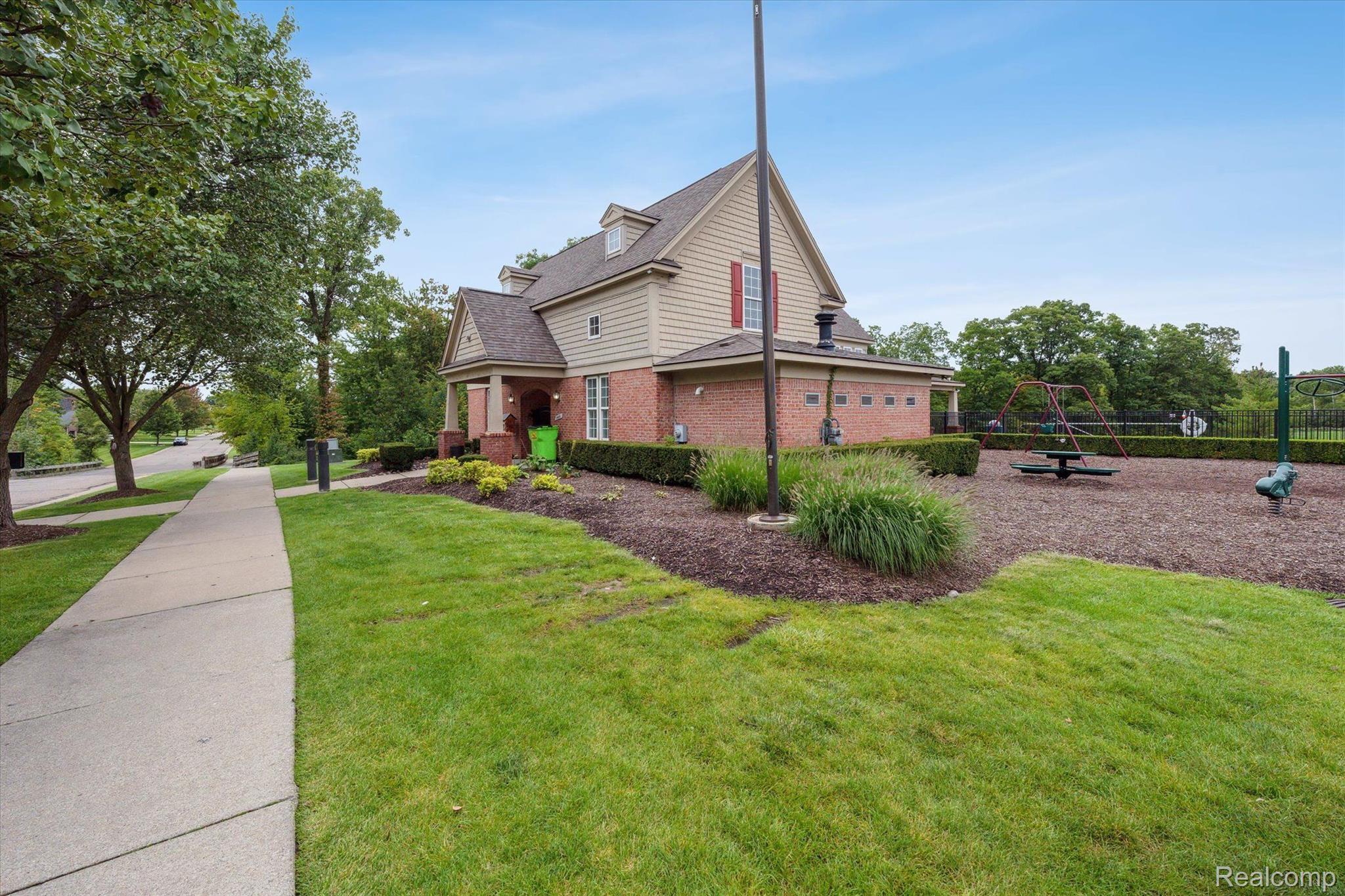 964 Callaway Court Howell, MI 48843 - Photo 37 of 44