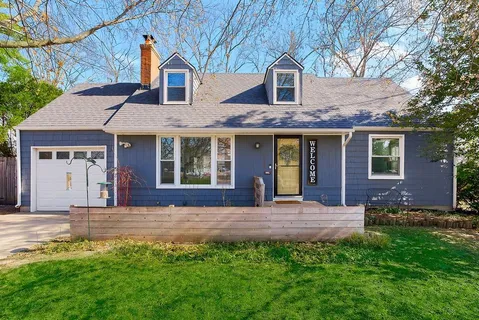 $499,000 | 7409 Ash Street, Prairie Village, KS 66208