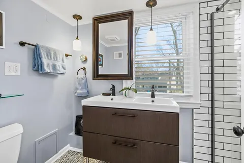 $499,000 | 7409 Ash Street, Prairie Village, KS 66208