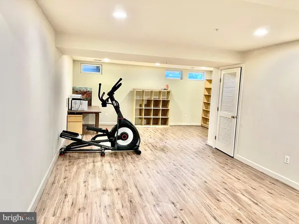 $2,850 | 23144 Basswood Hill Drive, Clarksburg, MD 20871