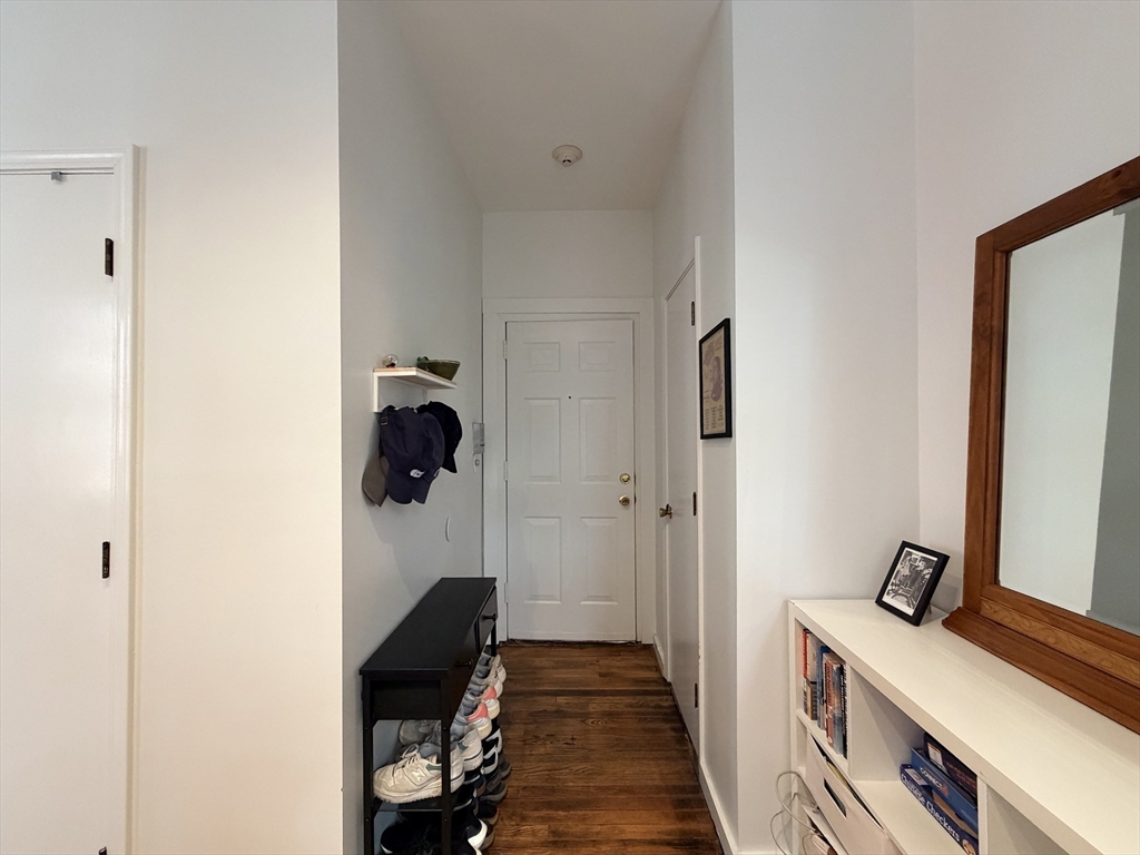 11 Unity Street, Unit 4 Boston, MA 02113 - Photo 11 of 22
