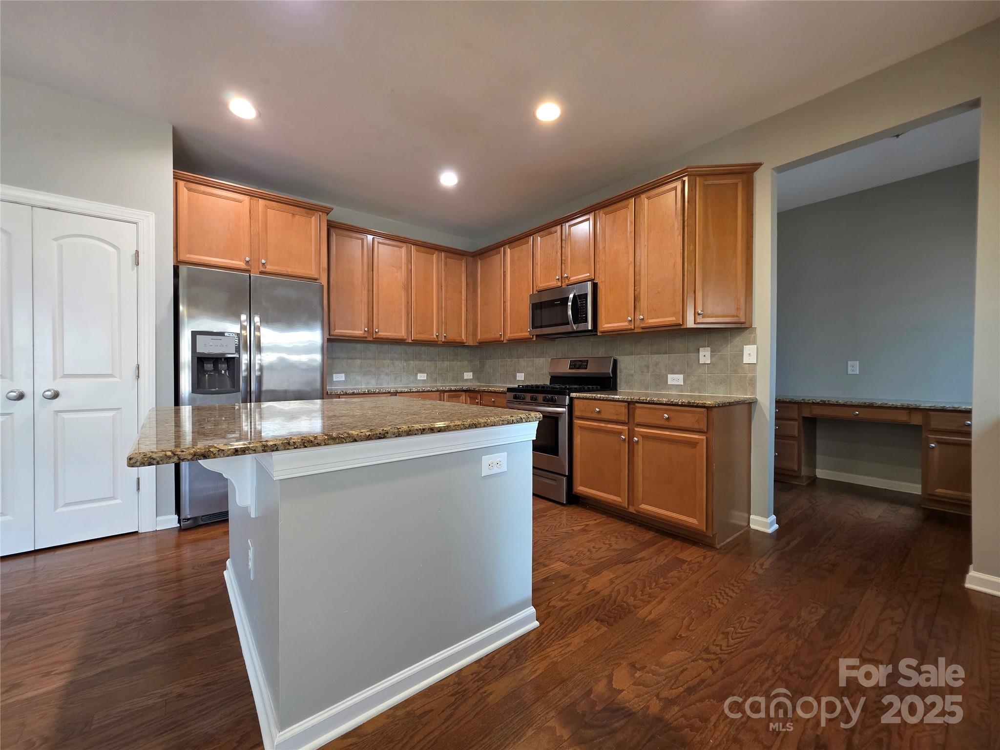 6005 Trailwater Road Charlotte, NC 28278 - Photo 12 of 34