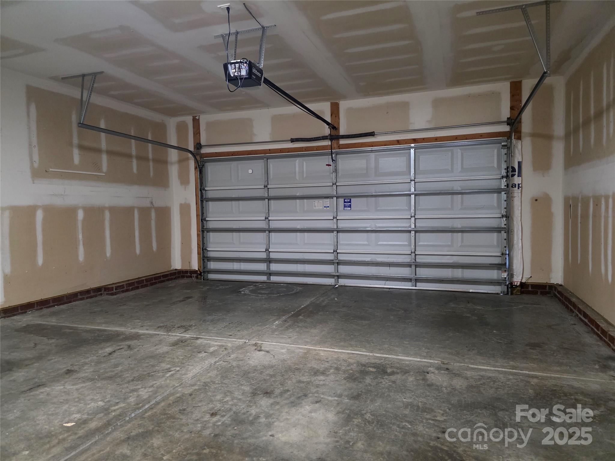 6005 Trailwater Road Charlotte, NC 28278 - Photo 15 of 34