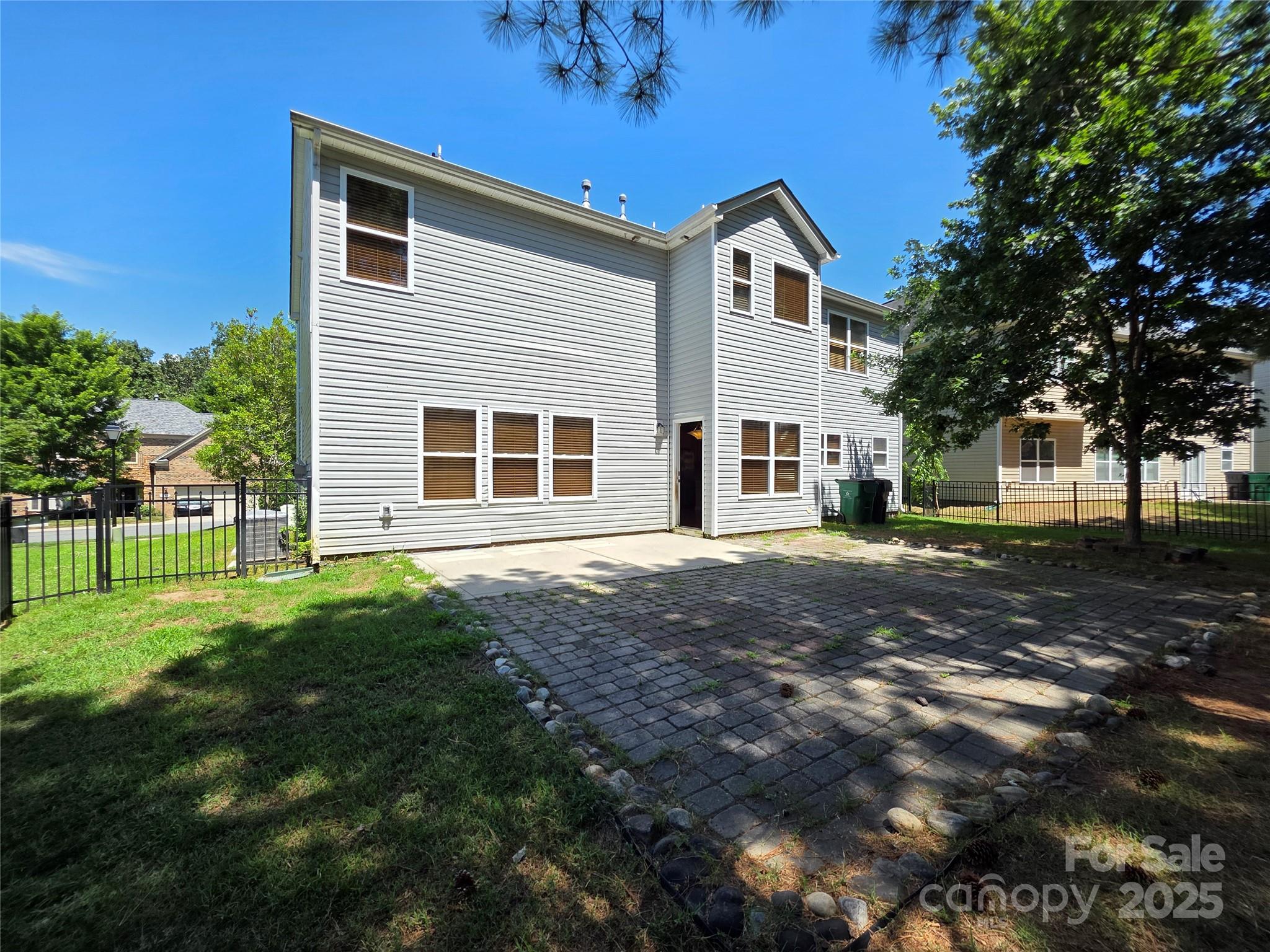 6005 Trailwater Road Charlotte, NC 28278 - Photo 18 of 34