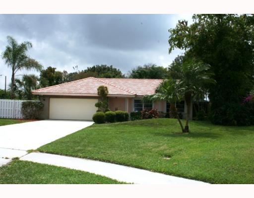21585 Plum Road Boca Raton, FL 33433 - Photo 1 of 16 Primary Photo