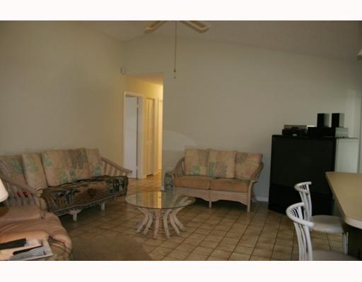 21585 Plum Road Boca Raton, FL 33433 - Photo 5 of 16 Additional Photo