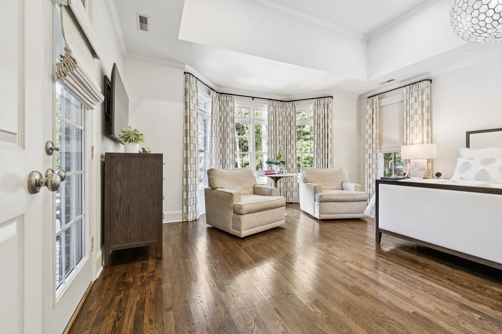 829 Highgrove Circle Franklin, TN 37069 - Photo 17 of 98 a living room with furniture and a large window