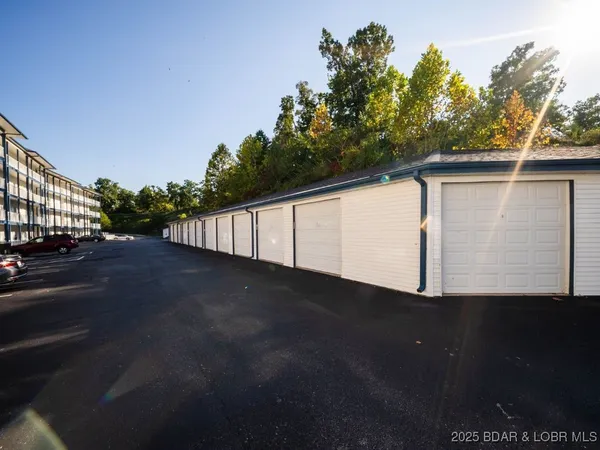 $599,000 | 183 Upper Monarch Cove Drive, Unit 4A, Lake Ozark, MO 65049