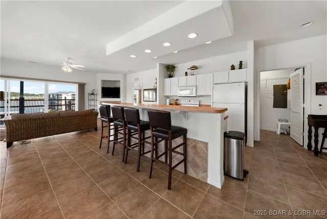 $599,000 | 183 Upper Monarch Cove Drive, Unit 4A, Lake Ozark, MO 65049