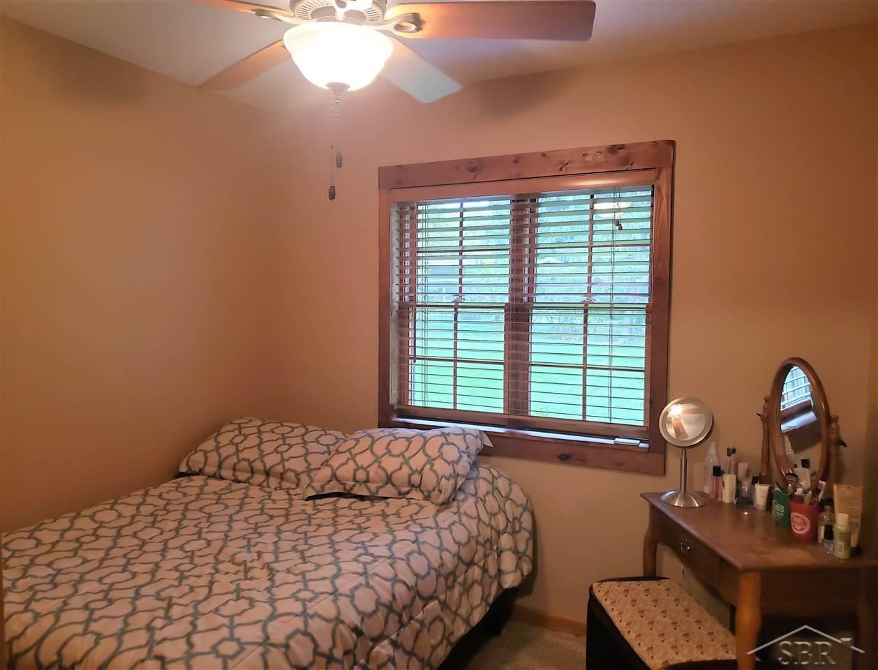 1632 North Center Road Saginaw, MI 48638 - Photo 8 of 15 50025643-7.JPG