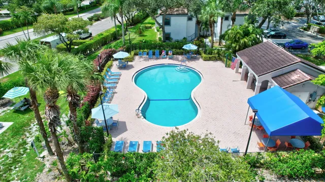 $200,000 | 5414 Venetia Court, Unit G, Boynton Beach, FL 33437