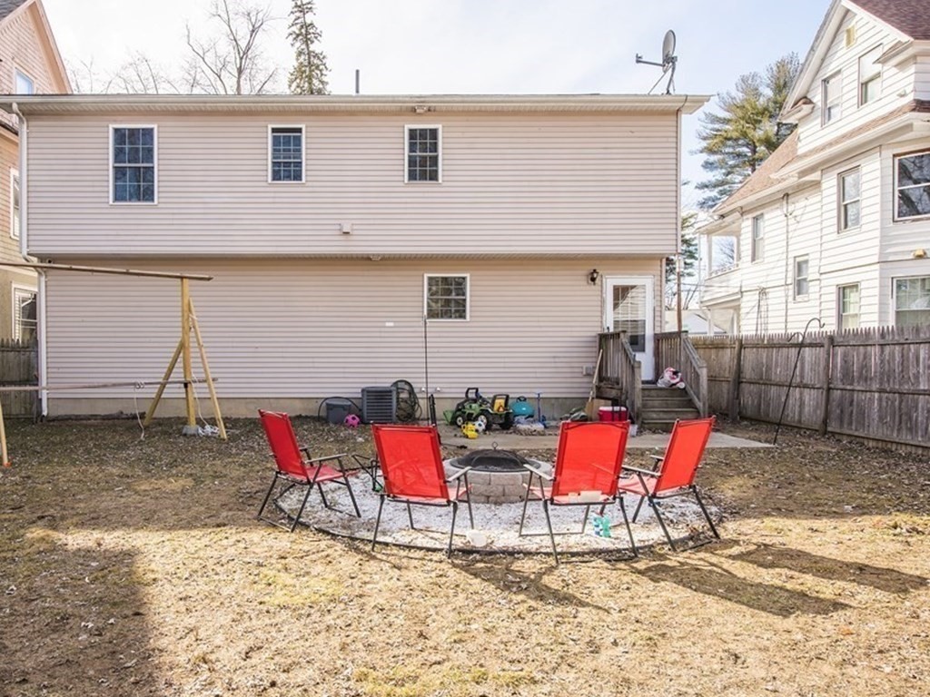 13 Ruskin Street Springfield, MA 01108 - Photo 8 of 20