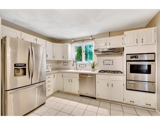 81 Prospect Street Wellesley, MA 02481 - Photo 4 of 24 Gallery Image 4