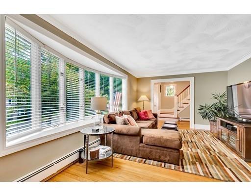 81 Prospect Street Wellesley, MA 02481 - Photo 9 of 24 Gallery Image 9