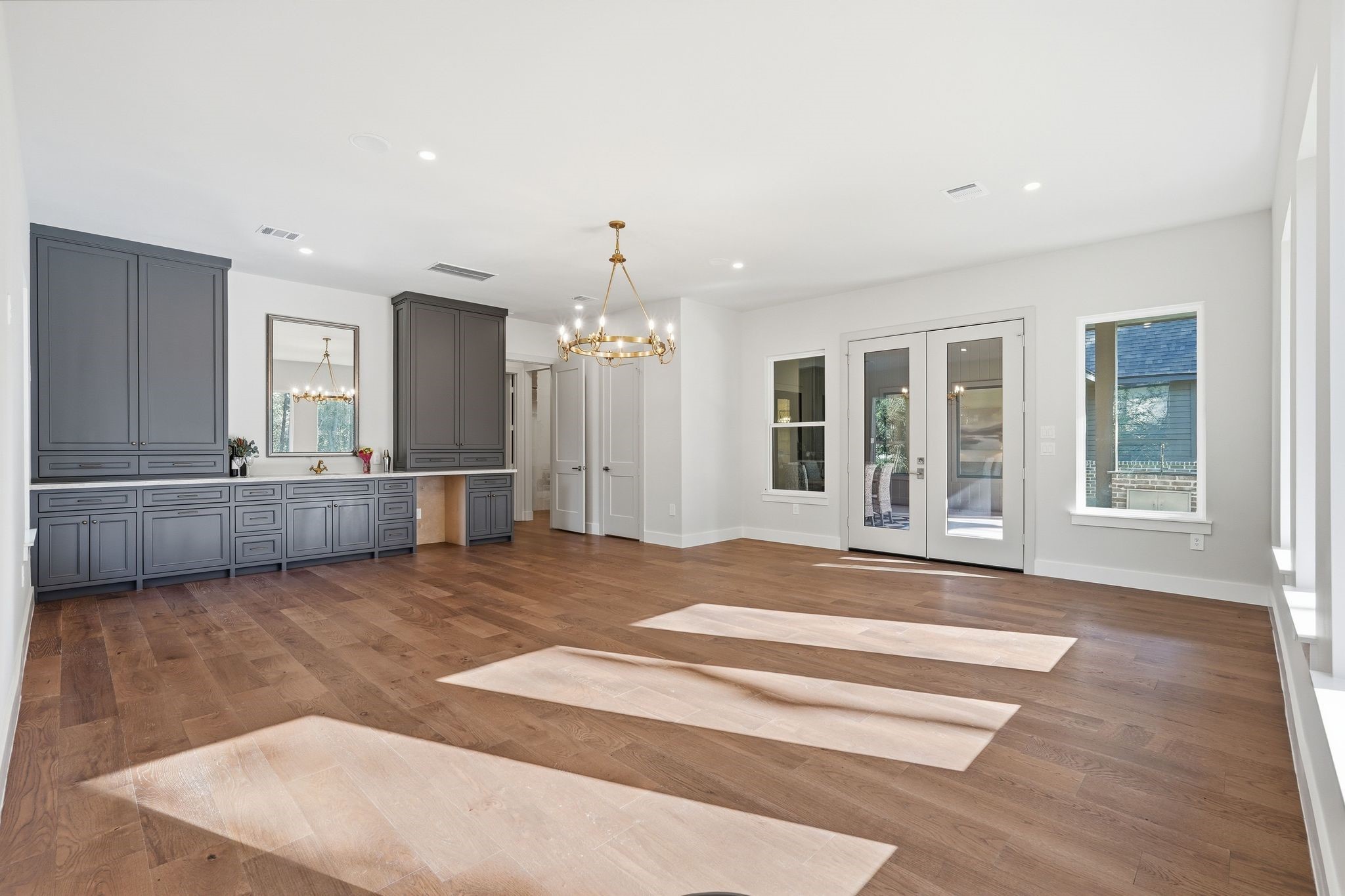 7248 Red Oak Grove Road Montgomery, TX 77316 - Photo 17 of 50 a view of a hall with kitchen and sink