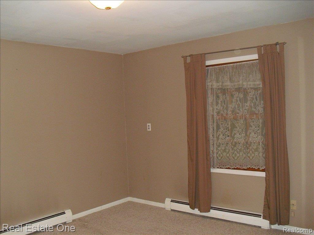 2337 Curdy Road Howell, MI 48855 - Photo 17 of 20 Bedroom
