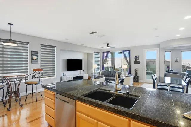 $499,888 | 1048 Diamante, Rio Vista, CA 94571