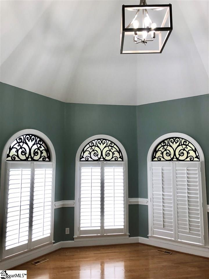 6 Kennesaw Way Greer, SC 29650 - Photo 4 of 36 Gallery Image 4