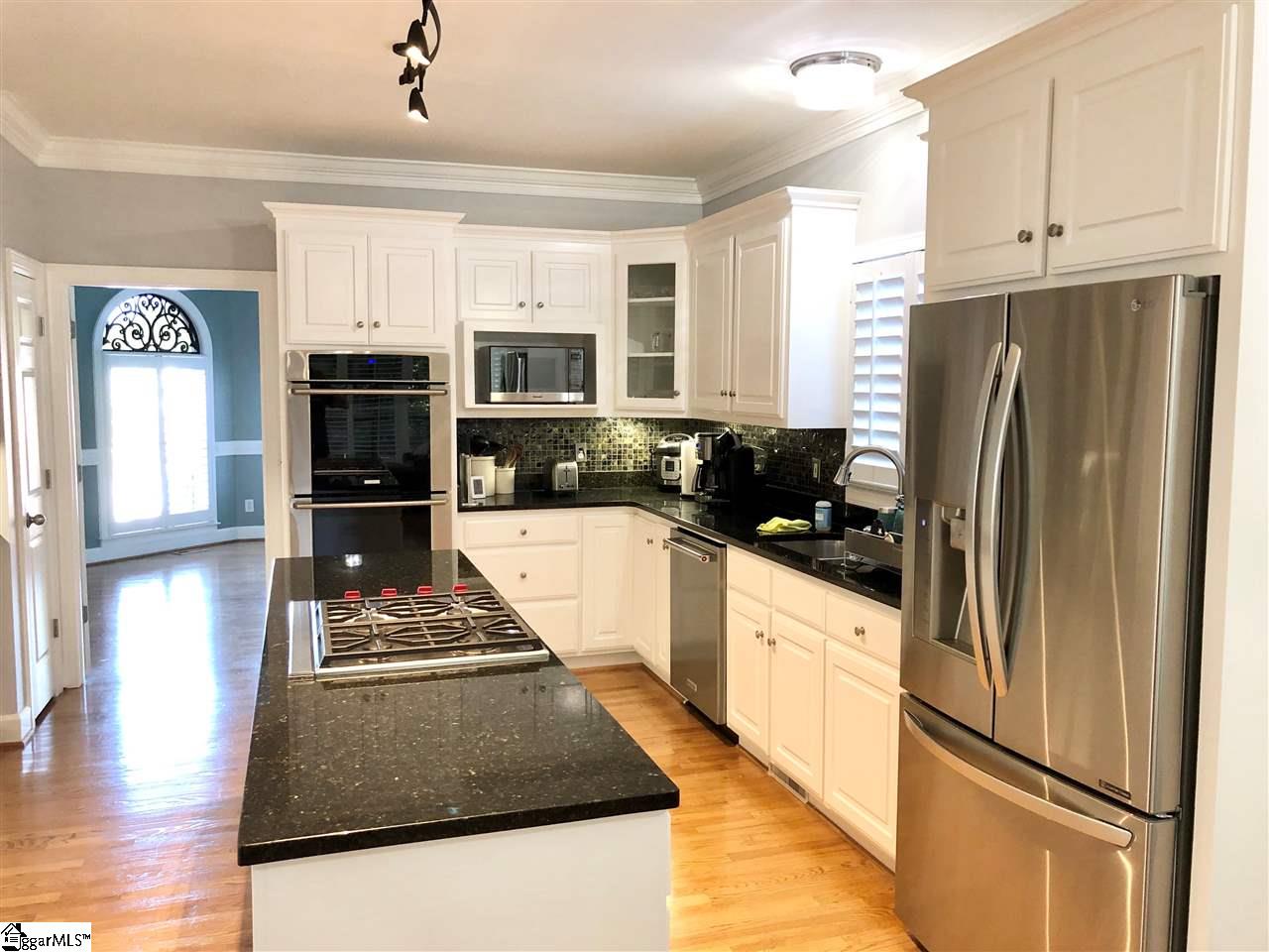 6 Kennesaw Way Greer, SC 29650 - Photo 6 of 36 Gallery Image 6