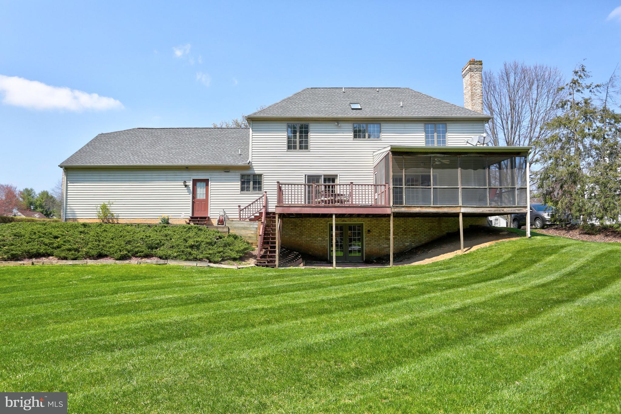 552 Greenhowe Drive Lititz, PA 17543 - Photo 39 of 47
