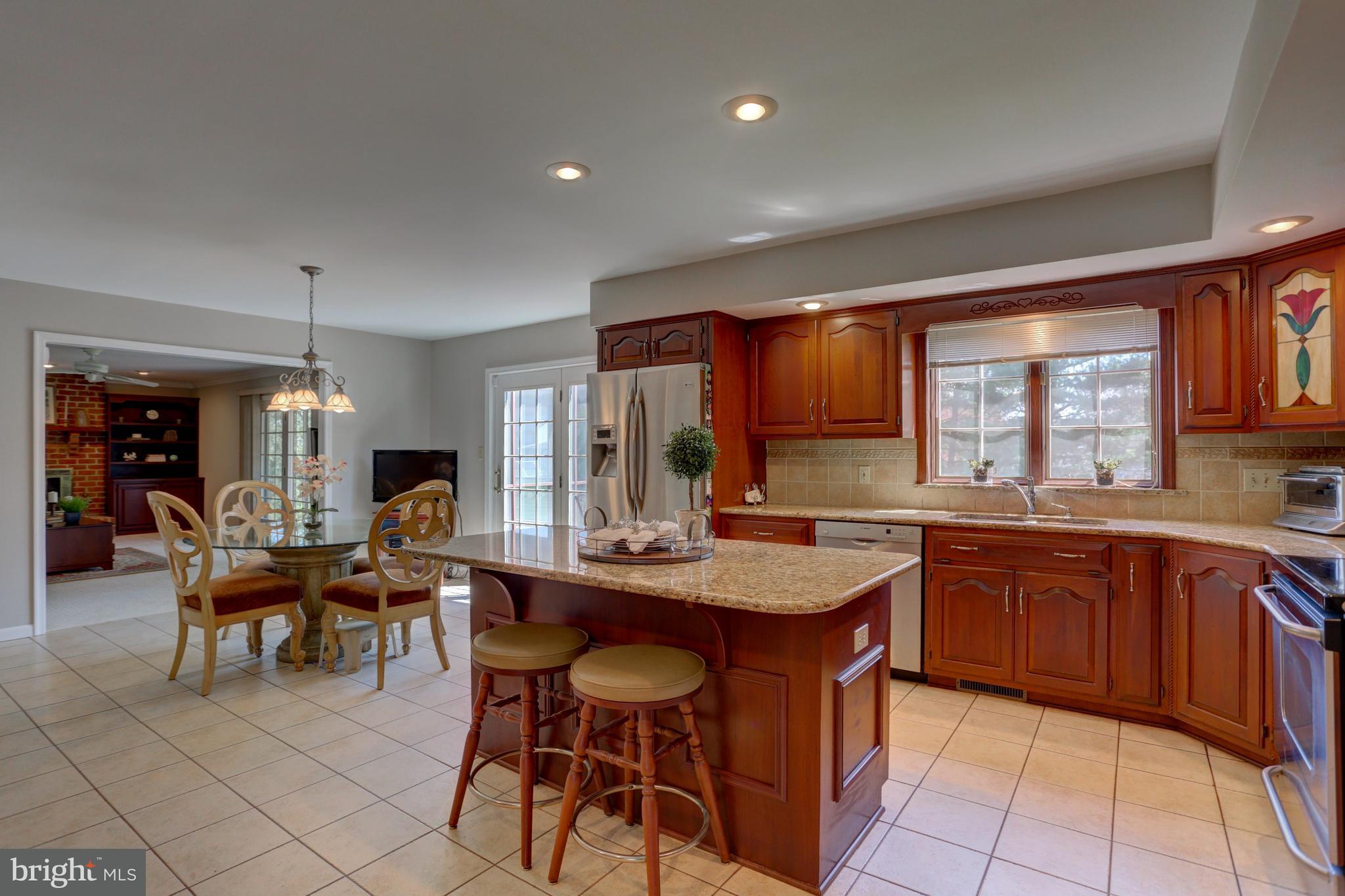 552 Greenhowe Drive Lititz, PA 17543 - Photo 9 of 47