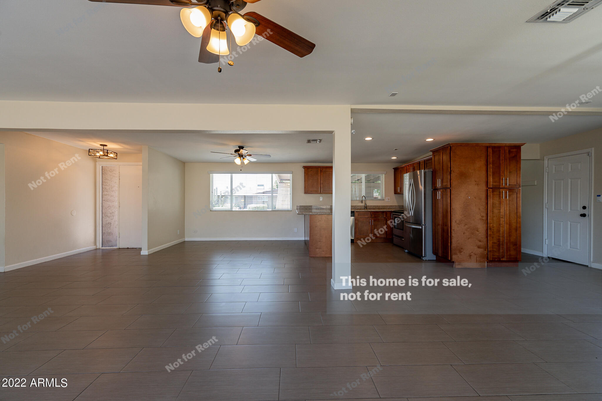 3802 West Griswold Road Phoenix, AZ 85051 - Photo 9 of 18 listing_6