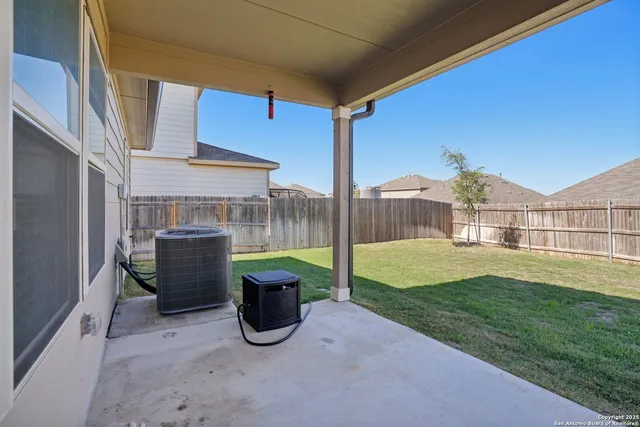 $350,000 | 7019 Vista Loop, San Antonio, TX 78233