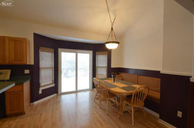 7450 North Center Road Mount Morris, MI 48458 - Photo 12 of 36 21138690-11.JPG
