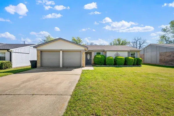 $1,995 | 5309 Windy Meadow Drive, Arlington, TX 76017
