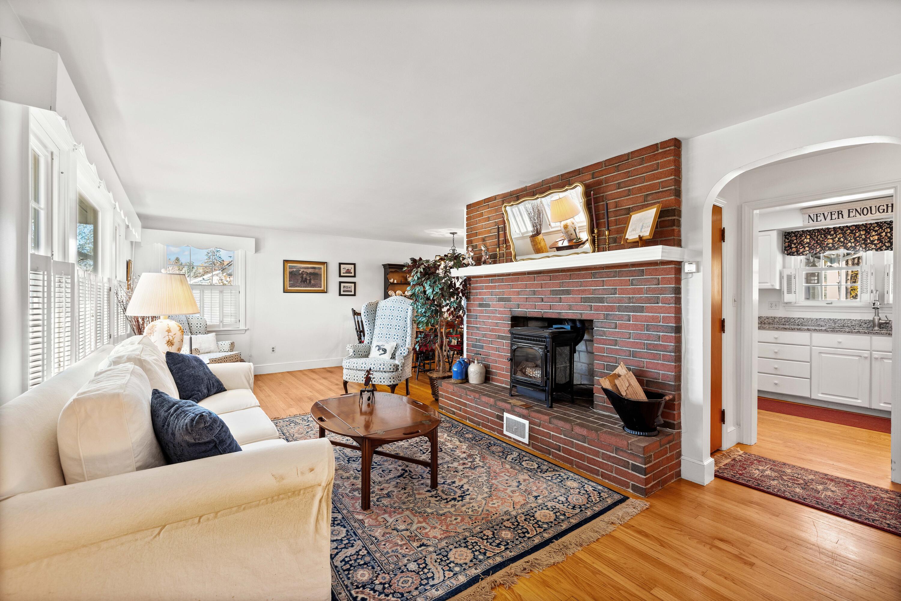 216 Ferry Road Saco, ME 04072 - Photo 20 of 28 3G0A9834