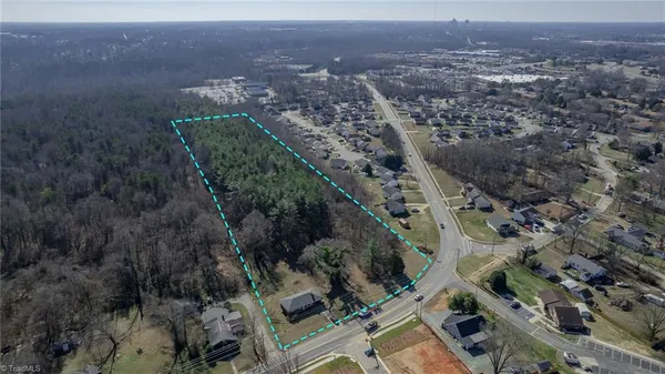 $835,000 | 2012 McKnight Mill Road, Greensboro, NC 27405