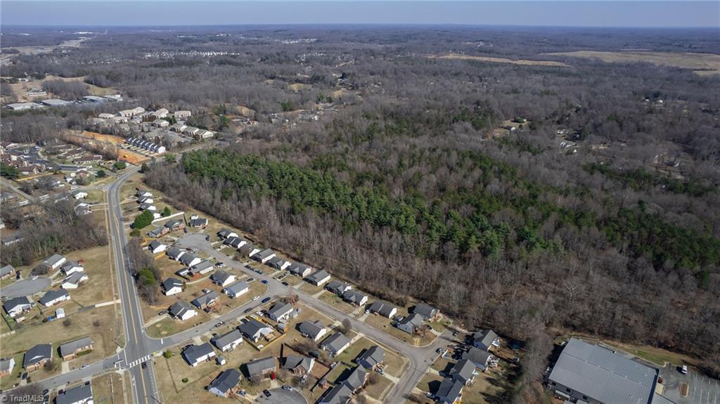 2012 McKnight Mill Road Greensboro, NC 27405 - Photo 4 of 9