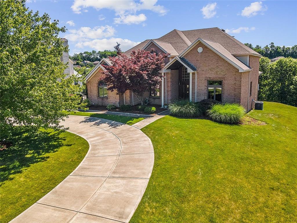 211 Fox Run Drive, PA 15367 Compass