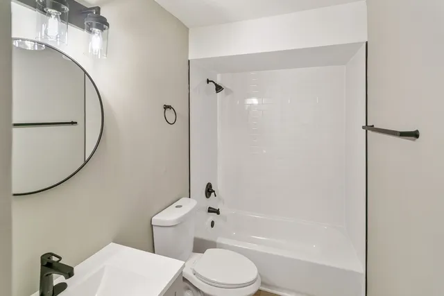 $284,700 | 1116 Amherst Lane, University Park, IL 60484